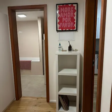 Pasta Party Apartment, Free Parking, Fully Equipped דירה פראג