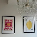 Pasta Party Apartment, Free Parking, Fully Equipped Apartment