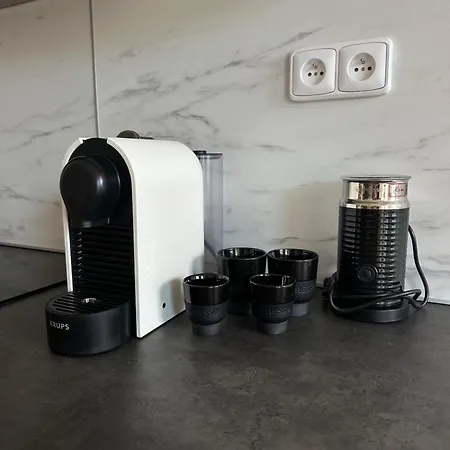Pasta Party Apartment, Free Parking, Fully Equipped Apartmán